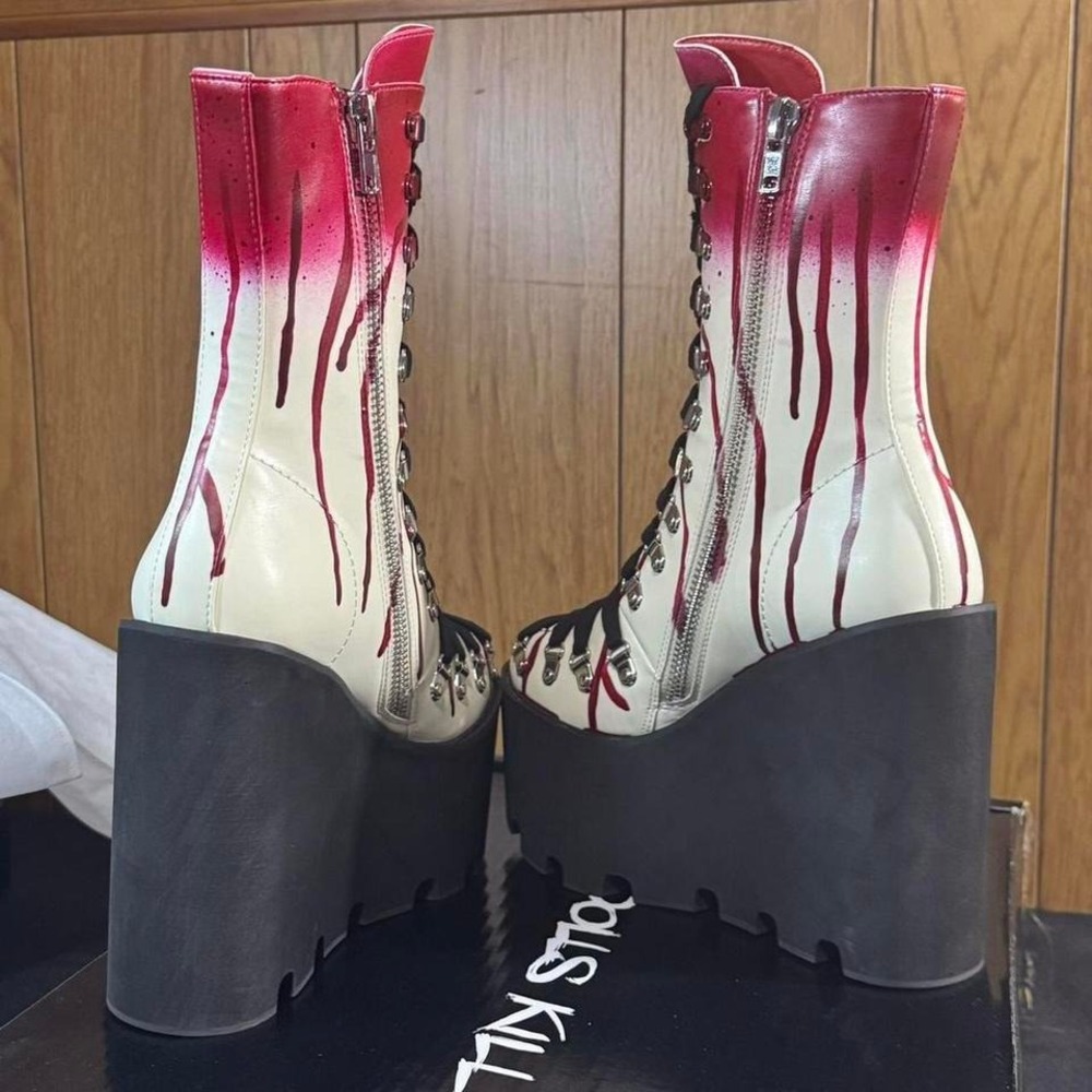 Bloody Red and white Trick 'n' Treat platform boots BRAND NEW SIZE 10 WOMENS‎ - Picture 5 of 6